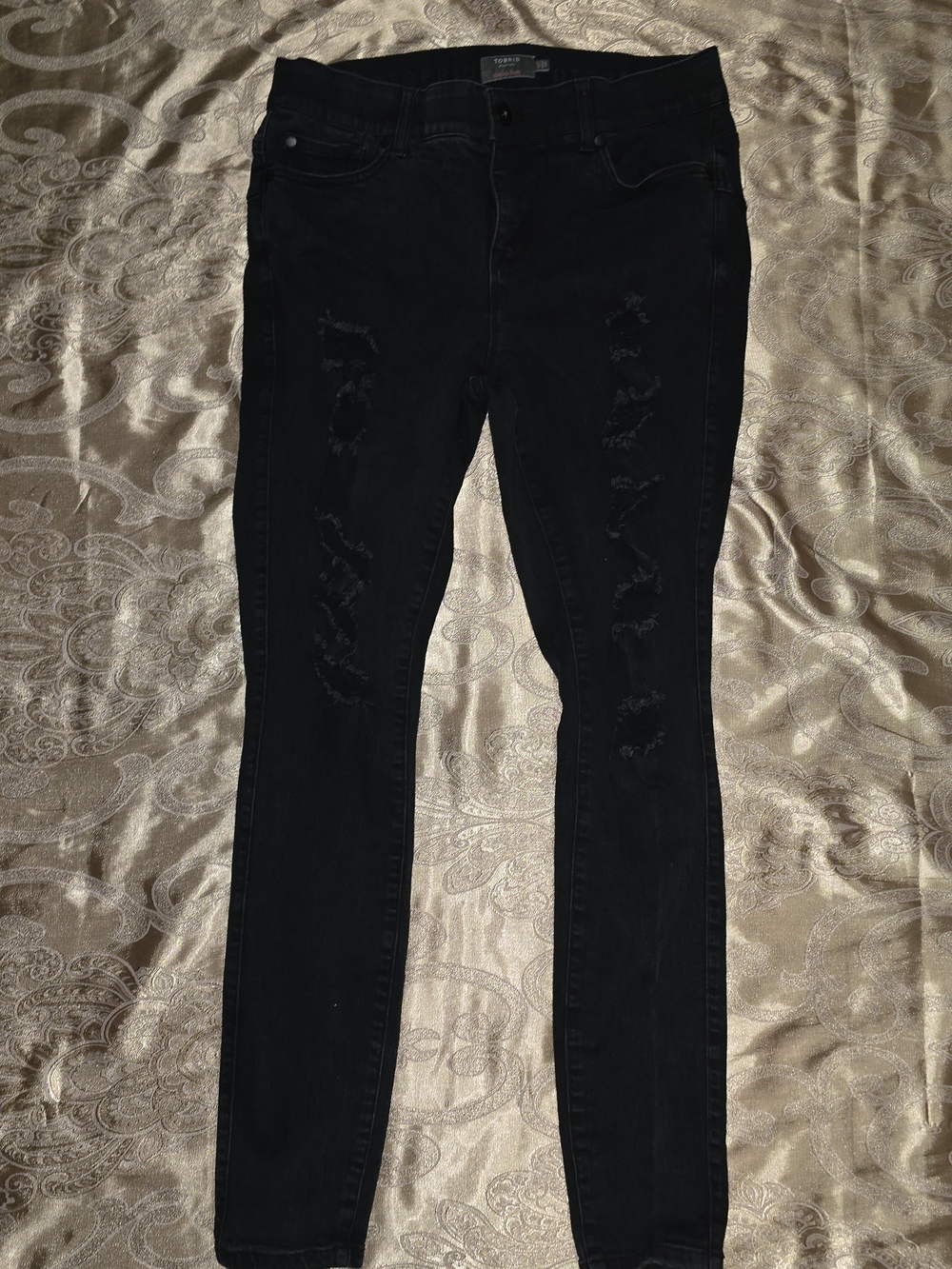 Torrid Black Distressed Skinny Jeans for Women - Classic Slim Fit
